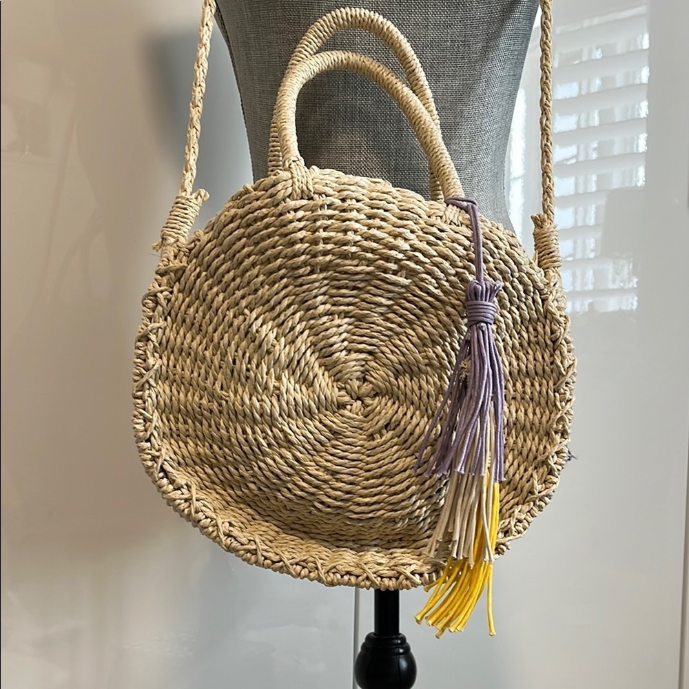 MARI NWT Tan Raffia Woven Crossbody Top Handle Bag with Tassel